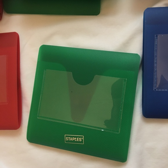 Lot of 24 Disk Cases for CD/DVD Multiple Colors and uses. - Picture 6 of 10